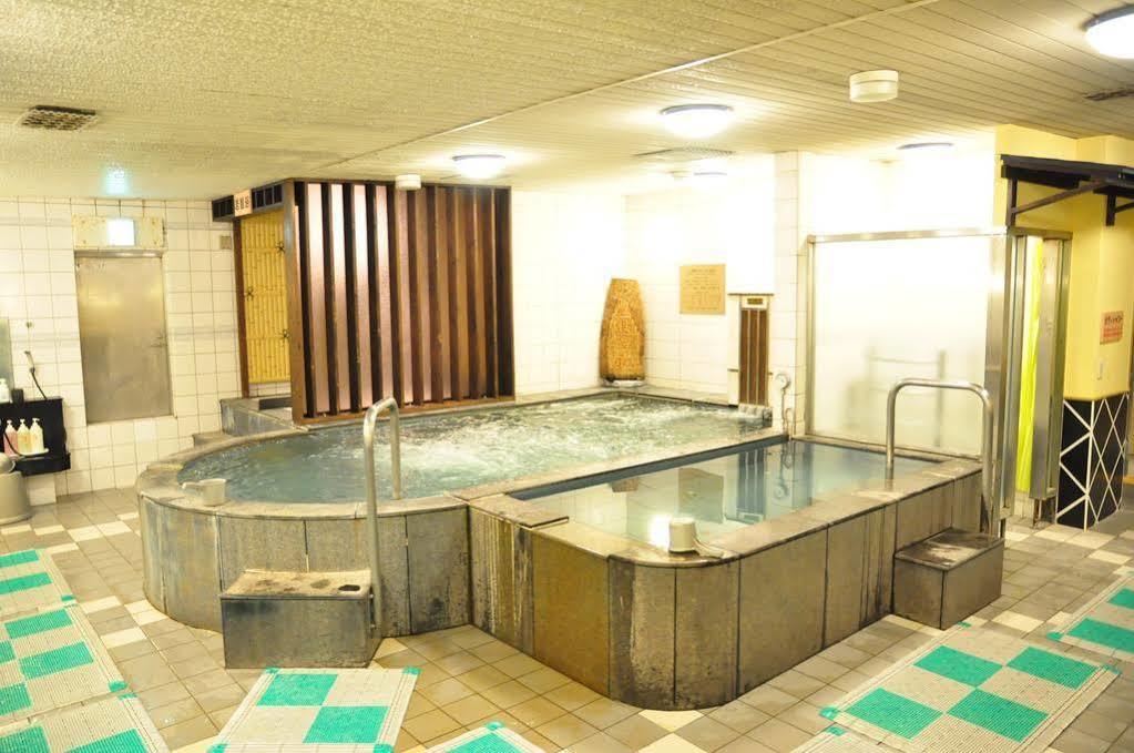 Capsule Hotel & Sauna Ikebukuro Plaza طوكيو المظهر الخارجي الصورة